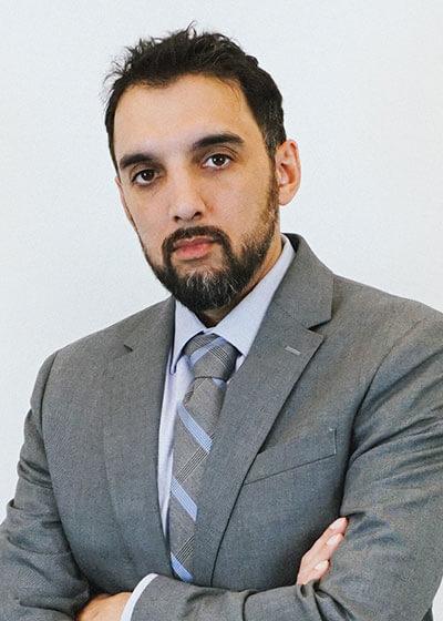 Oak Brook IL attorney Ausaf Farooqi